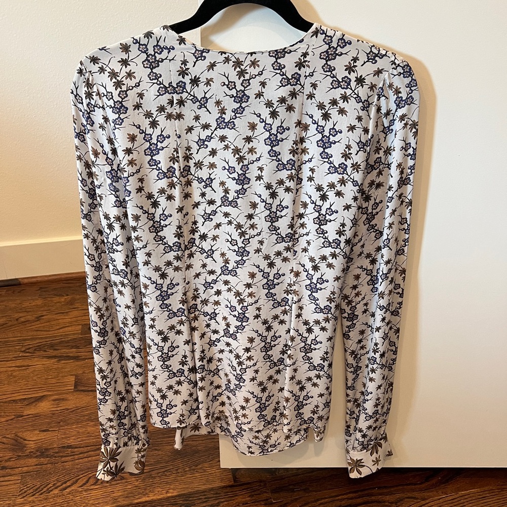 Lightweight silk shirt.